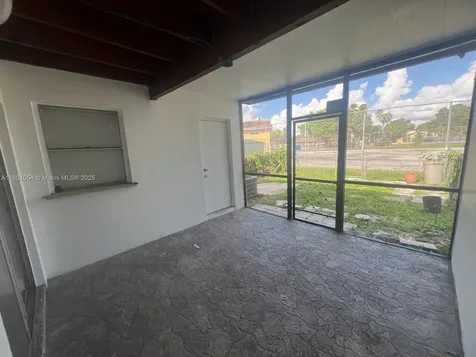 2655 NW 60th Way Sunrise FL 33313