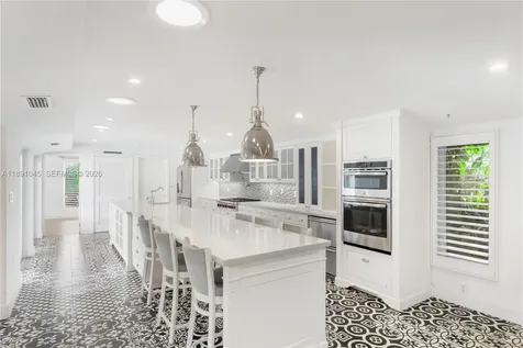 444 W Rivo Alto Drive Miami Beach FL 33139