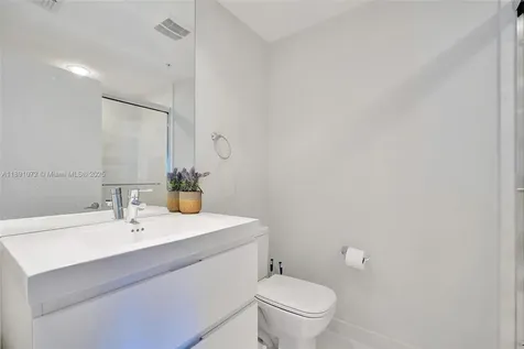 17301 Biscayne Boulevard North Miami Beach FL 33160
