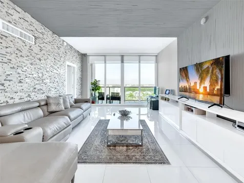 100 Bayview Drive Sunny Isles Beach FL 33160
