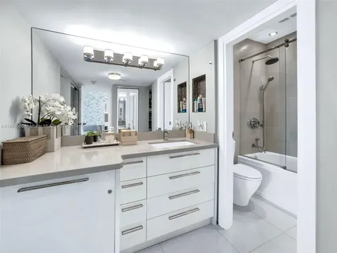 100 Bayview Drive Sunny Isles Beach FL 33160