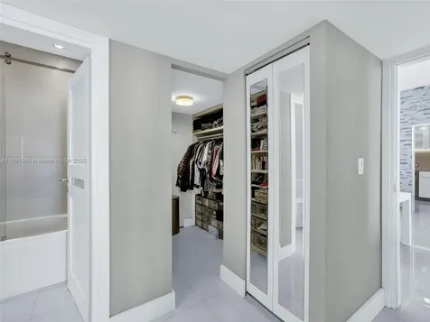 100 Bayview Drive Sunny Isles Beach FL 33160