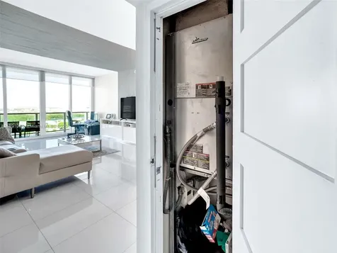 100 Bayview Drive Sunny Isles Beach FL 33160
