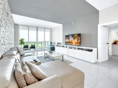 100 Bayview Drive Sunny Isles Beach FL 33160