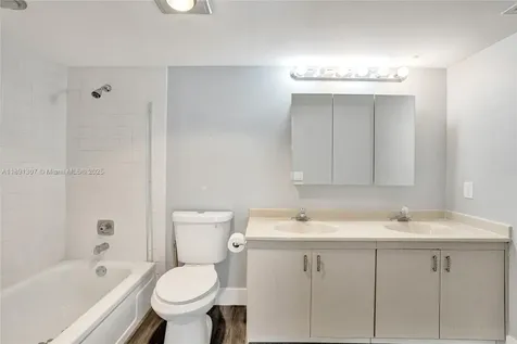 3001 Portofino Isle Coconut Creek FL 33066