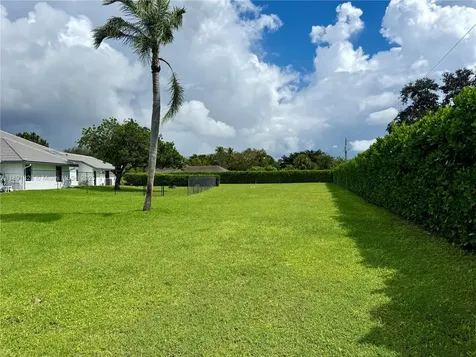 14984 Roan Court Wellington FL 33414