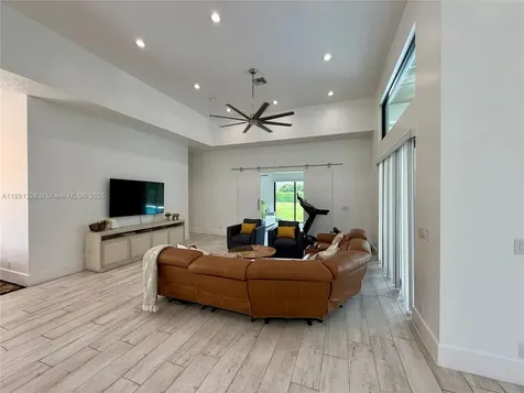 14984 Roan Court Wellington FL 33414