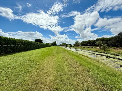 14984 Roan Court Wellington FL 33414