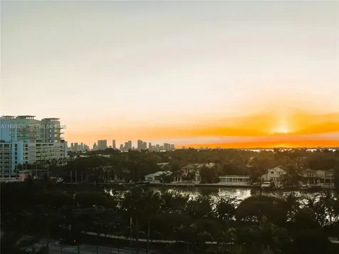 6422 Collins Avenue Miami Beach FL 33141