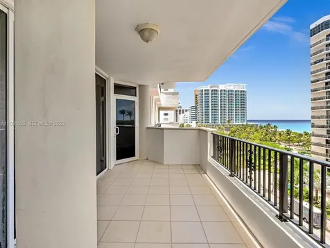 6422 Collins Avenue Miami Beach FL 33141
