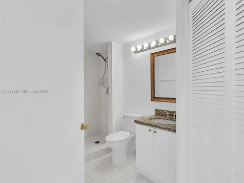 6422 Collins Avenue Miami Beach FL 33141