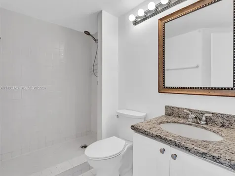6422 Collins Avenue Miami Beach FL 33141