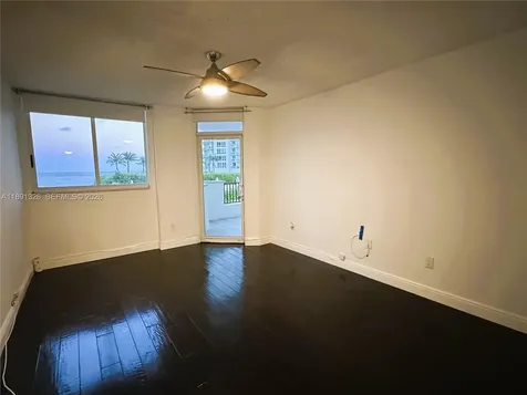 6422 Collins Avenue Miami Beach FL 33141