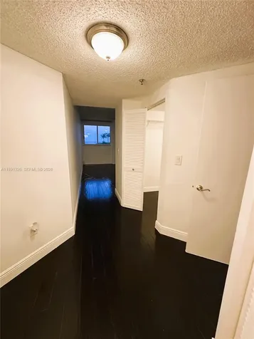 6422 Collins Avenue Miami Beach FL 33141