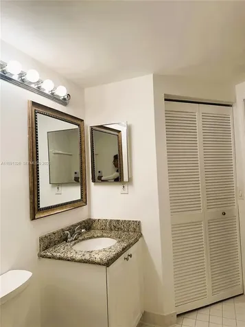 6422 Collins Avenue Miami Beach FL 33141
