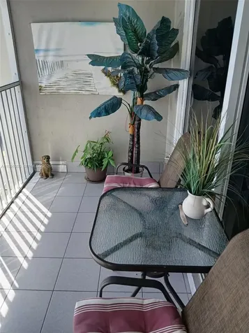 330 SE 2nd Street Hallandale Beach FL 33009