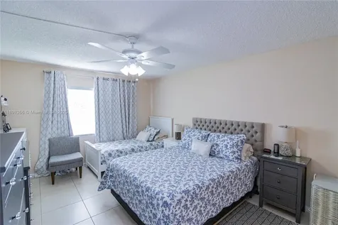 13100 SW 11th Court Pembroke Pines FL 33027