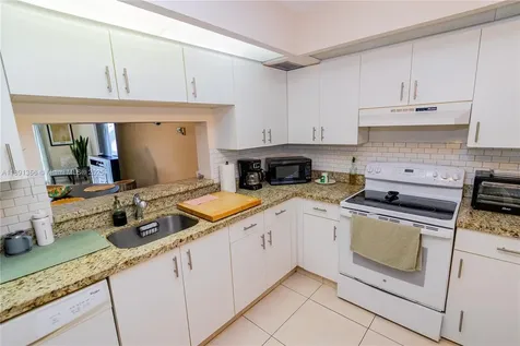 13100 SW 11th Court Pembroke Pines FL 33027