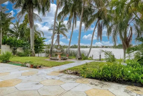 4521 SW 146th Court Miami FL 33175