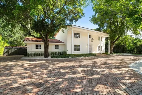 575 Bay Point Road Miami FL 33137