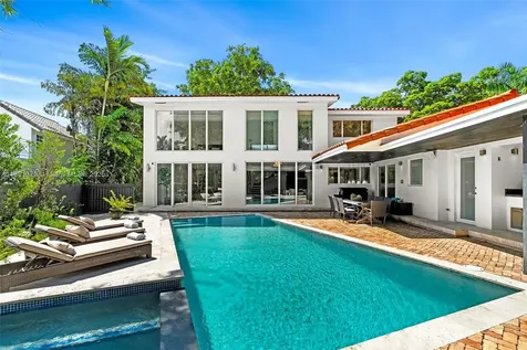 575 Bay Point Road Miami FL 33137