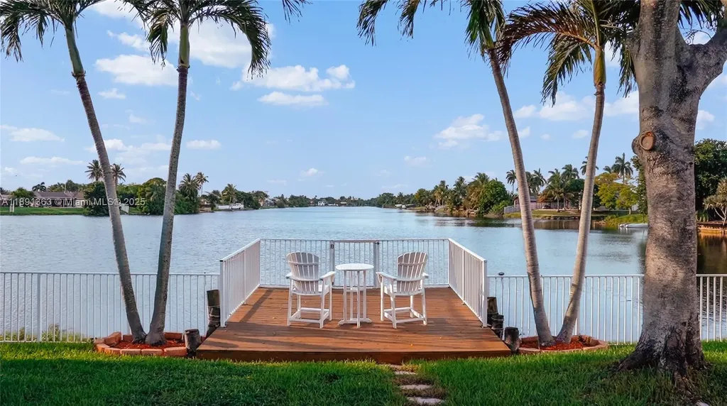 11541 NW 35th Street Sunrise FL 33323