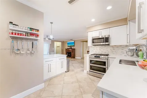 11541 NW 35th Street Sunrise FL 33323
