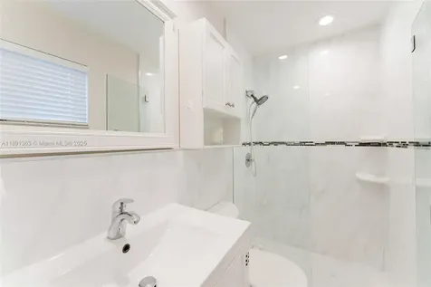 11541 NW 35th Street Sunrise FL 33323