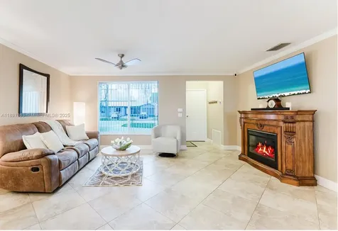 11541 NW 35th Street Sunrise FL 33323