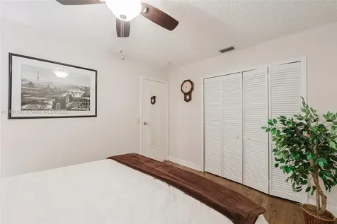 11541 NW 35th Street Sunrise FL 33323