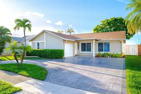 11541 NW 35th Street Sunrise FL 33323