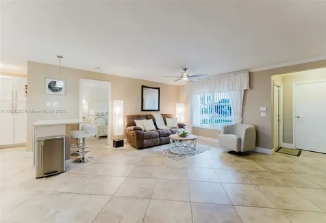 11541 NW 35th Street Sunrise FL 33323