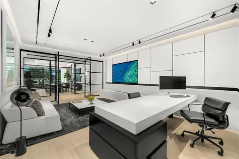 2401 Spanish River Road Boca Raton FL 33432