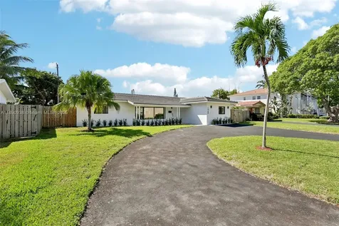 1960 NE 32nd Street Lighthouse Point FL 33064