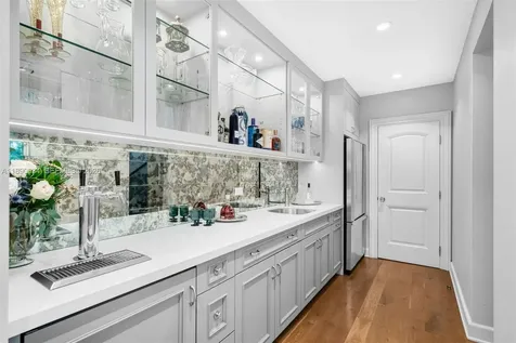 5400 Kerwood Oaks Drive Coral Gables FL 33156