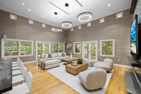 5400 Kerwood Oaks Drive Coral Gables FL 33156
