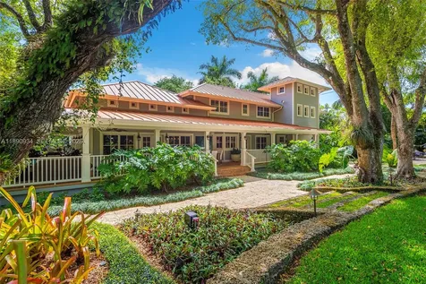 5400 Kerwood Oaks Drive Coral Gables FL 33156