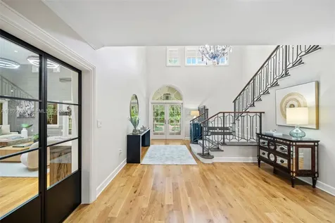 5400 Kerwood Oaks Drive Coral Gables FL 33156