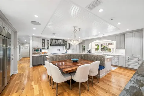 5400 Kerwood Oaks Drive Coral Gables FL 33156