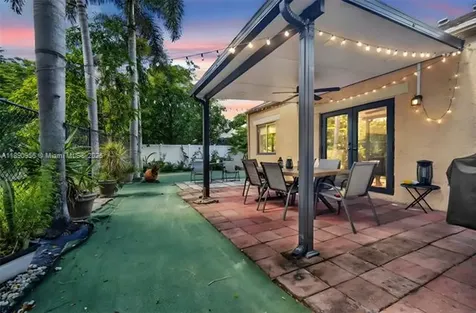 8330 SW 12th Street Pembroke Pines FL 33025