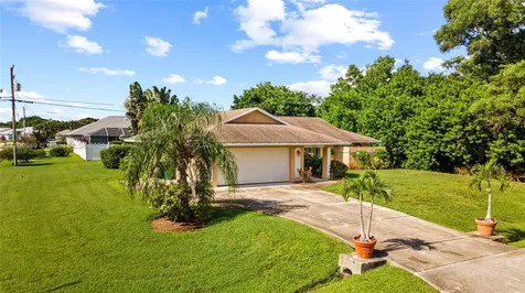 515 SE Nome Drive Port St. Lucie FL 34984