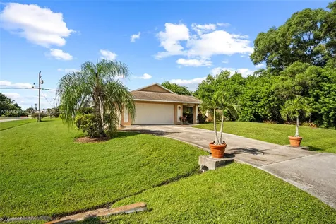 515 SE Nome Drive Port St. Lucie FL 34984