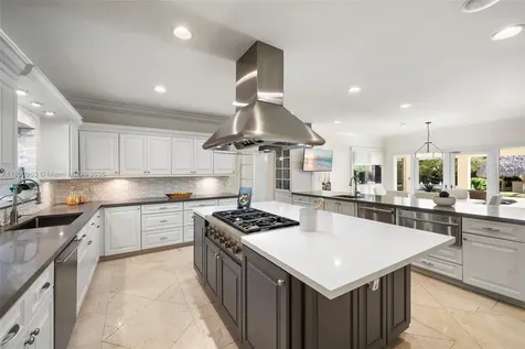 6250 SW 130th Terrace Pinecrest FL 33156