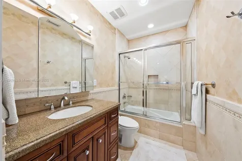 6250 SW 130th Terrace Pinecrest FL 33156