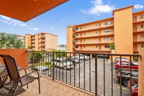 1800 W 54th Street Hialeah FL 33012