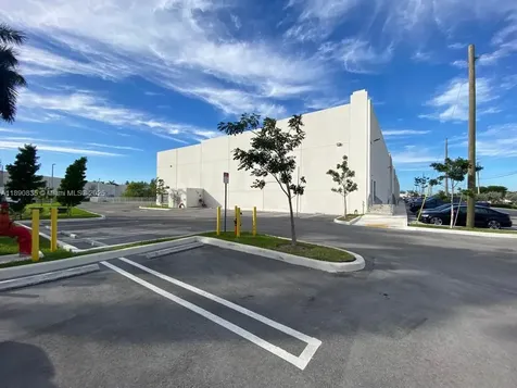 13202 NW 107th Avenue Hialeah Gardens FL 33018