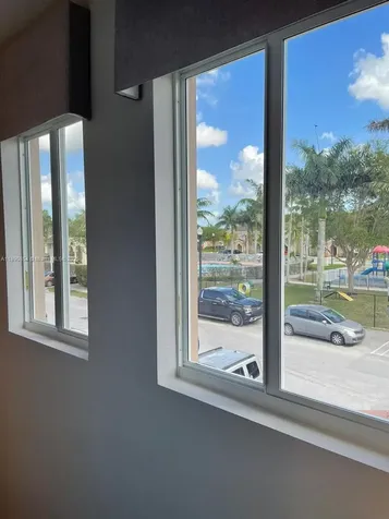 2423 SE 11th Street Homestead FL 33035