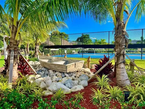 182 Ellesmere D Deerfield Beach FL 33442