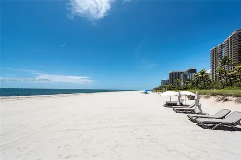 Bal Harbour FL 33154