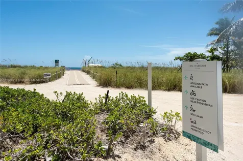 Bal Harbour FL 33154